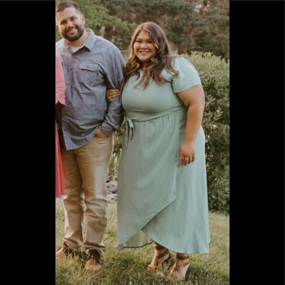 Plus size midi chiffon sage green dress